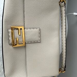 Fendi Selleria  Baguette NM Large- Neutral